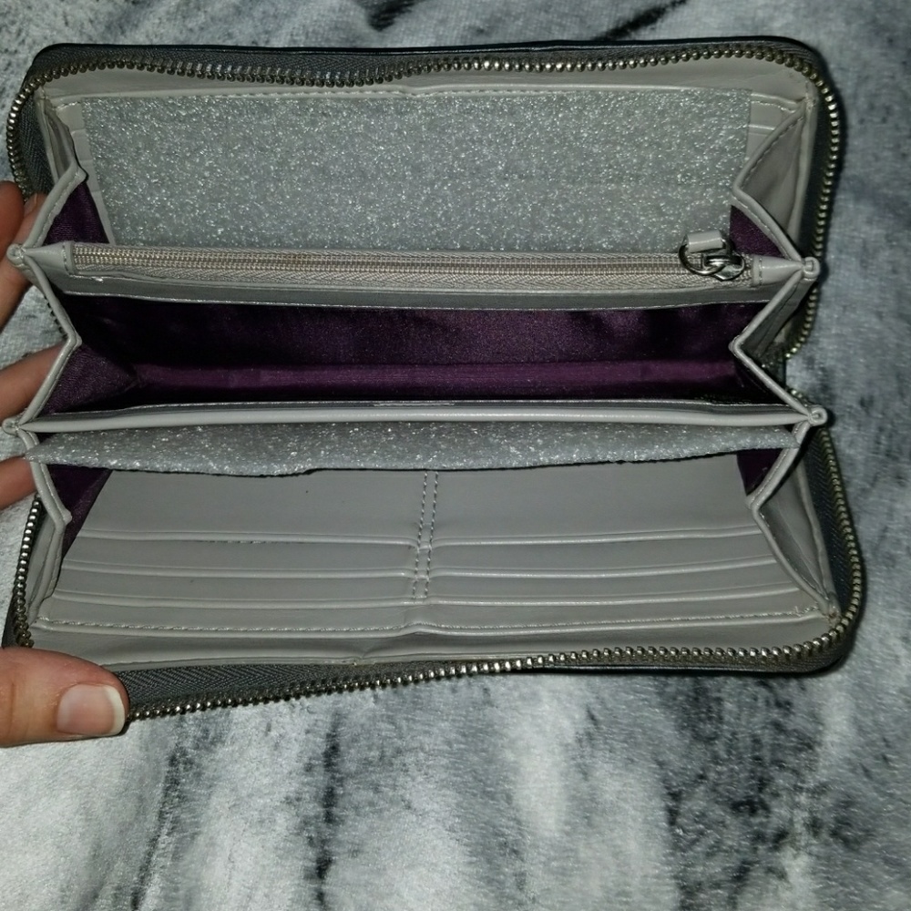 COACH Authentic Wallet - Picture 2 of 5